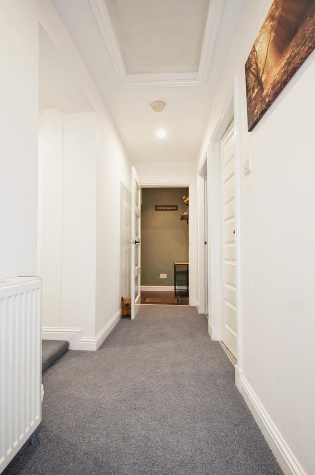 Charming 2 Bedroom Flat In The Heart Of Kirriemuir Eksteriør billede